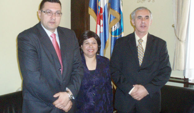 Veleposlanica Malezije u Zadru