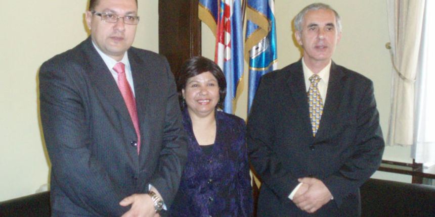 Veleposlanica Malezije u Zadru