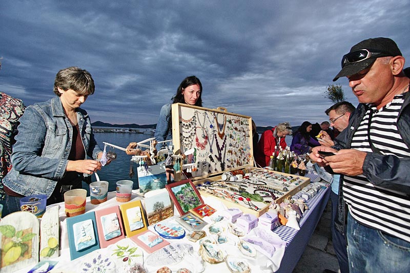 5. Eno-eko-gastro-etno stol (foto: Marin Gospić)