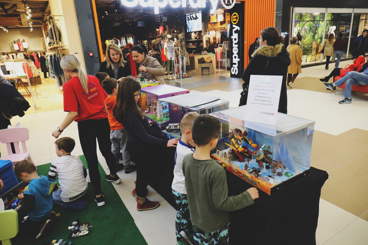 Uskrsni zeko u Supernova centru