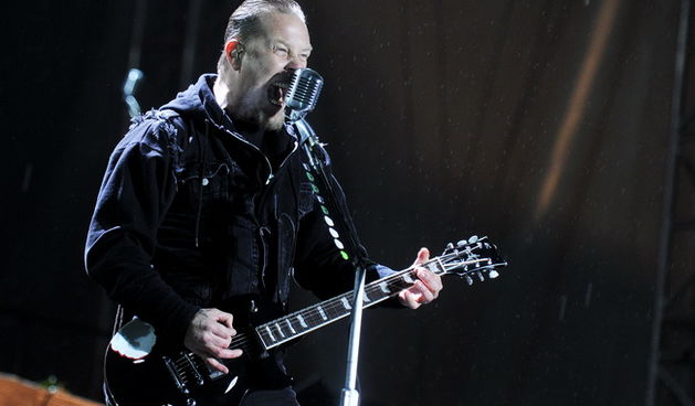 Zagreb, 160510. Hipodrom. Koncert heavy metal grupe Metallica. Na slici: James Hetfield Foto: Boris Kovacev / CROPIX