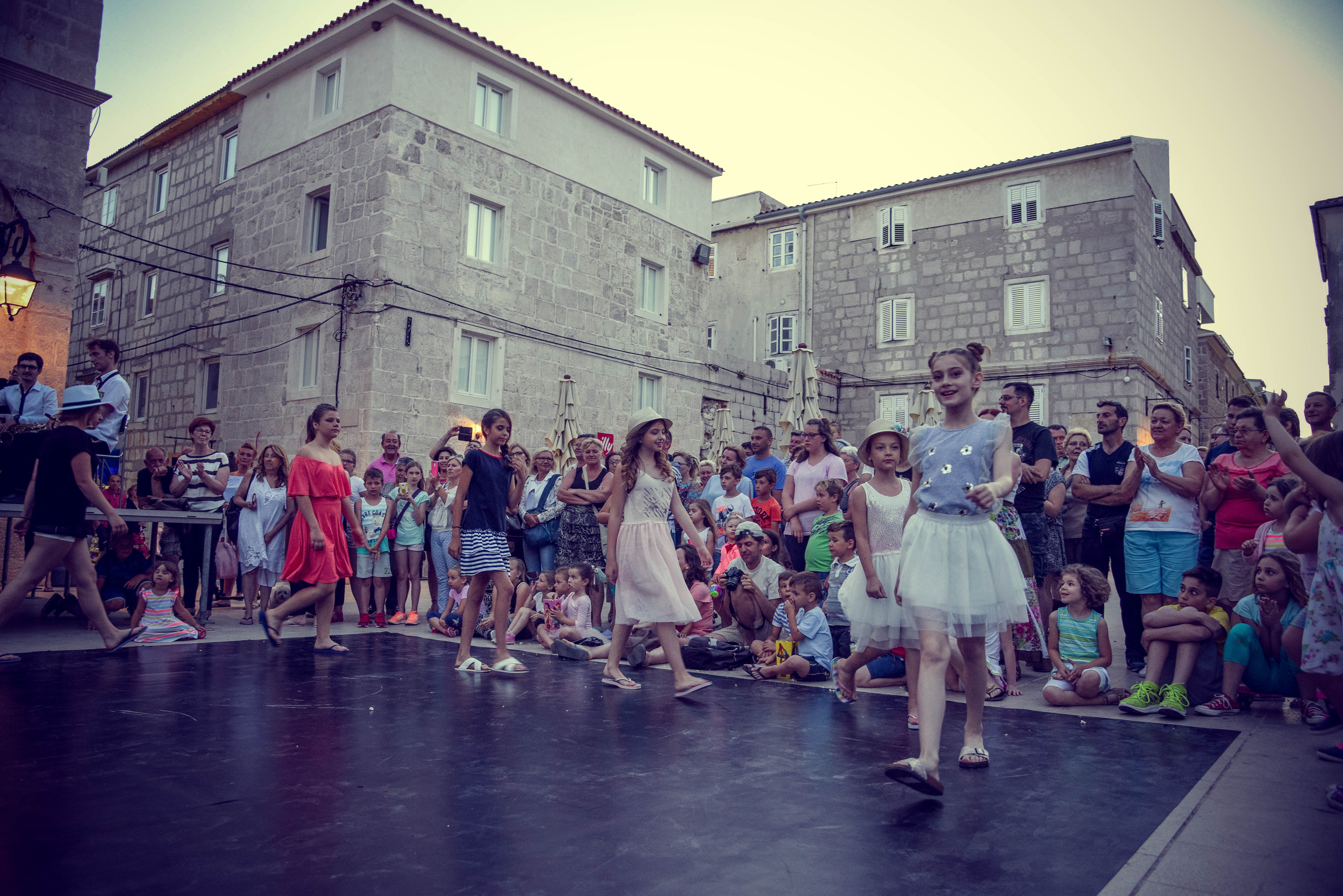 Pag, plesna udruga Kissa