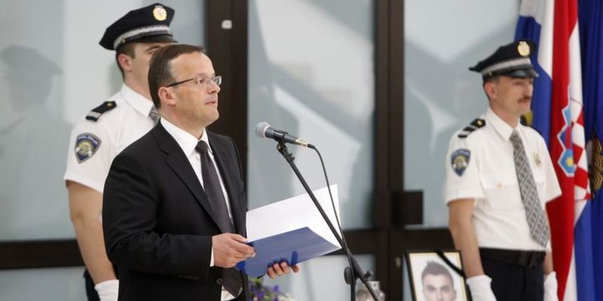 Faber na komemoraciji za ubijenog policajca Ivana Grbavca (Foto: 24sata.hr)