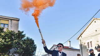 Škotski kiltovi preplavili zadarske Stanove Škotski kiltovi preplavili zadarske Stanove