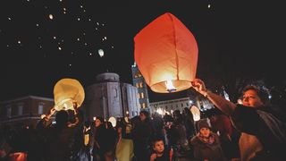 Humanitarni svjetlosni spektakl “Zaželi ljubav” na zadarskom Forumu 21. veljače 2016. Foto: Iva Perinčić Humanitarni svjetlosni spektakl “Zaželi ljubav” na zadarskom Forumu 21. veljače 2016. Foto: Iva Perinčić