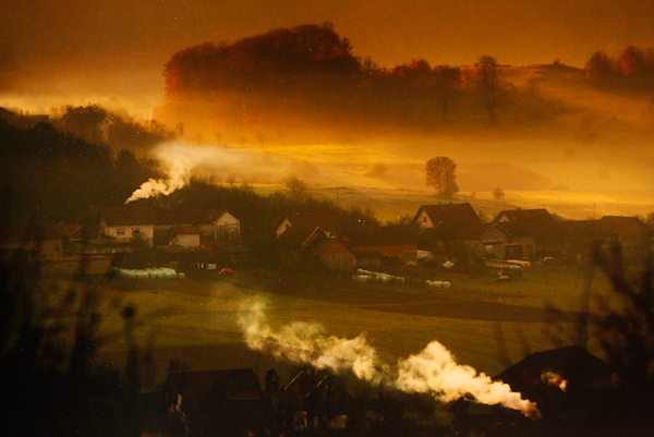 Izložba fotografija Ive Pervana i Mladena Radolovića Mrlje u crkvi SV.Donata Izložba fotografija Ive Pervana i Mladena Radolovića Mrlje u crkvi SV.Donata