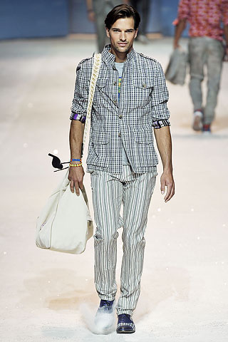 Etro proljeće/ljeto 2010. (Moda.hr) Etro proljeće/ljeto 2010. (Moda.hr)