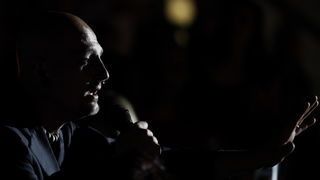 Zadar, 070510 
Koncert Zlatana Stipisica Gibonnija u kosarkaskoj dvorani Kresimira Cosica u Zadru. 
Na slici: Damir Urban.
Foto: Jure Miskovic / CROPIX