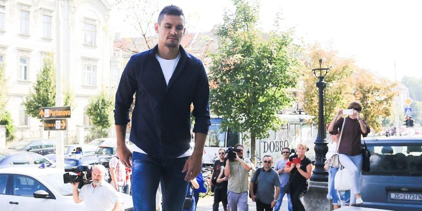 Dejan Lovren 2017. Dejan Lovren 2017.