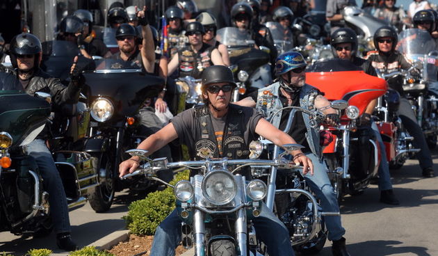 Zadar, 260511.
U Biogradu je poceo susret ljubitelja  Harley Davidson motora   koji ce se odrzati izmedu 26. i 29. svibnja 
Na slici : bikeri u Biogradu
Foto : Vladimir Ivanov / CROPIX