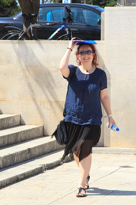 Image 892645 (auto) Image 892645 (auto)