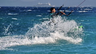 Surferi i kiteri došli na svoje pred neveru