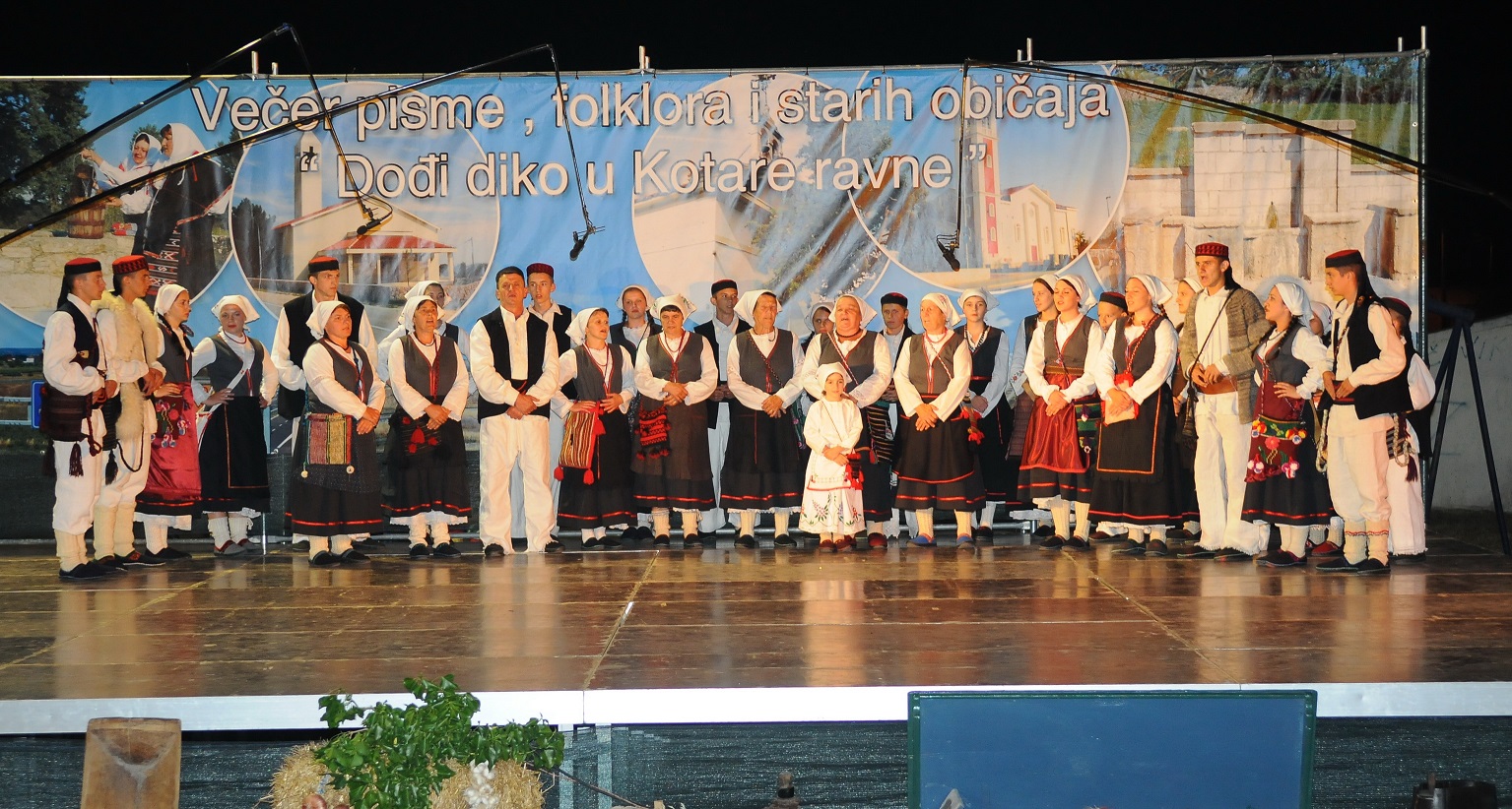 5. Večer pisme, folklora i starih običaja “Dođi diko u Kotare ravne”-Zemunik 2013
