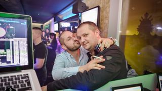 Subotnji party u Svarog baru