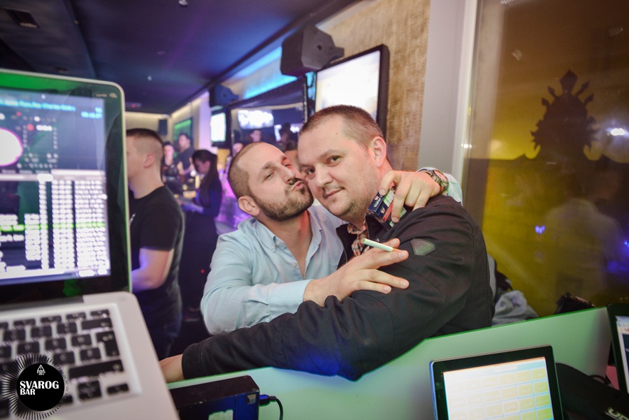 Subotnji party u Svarog baru