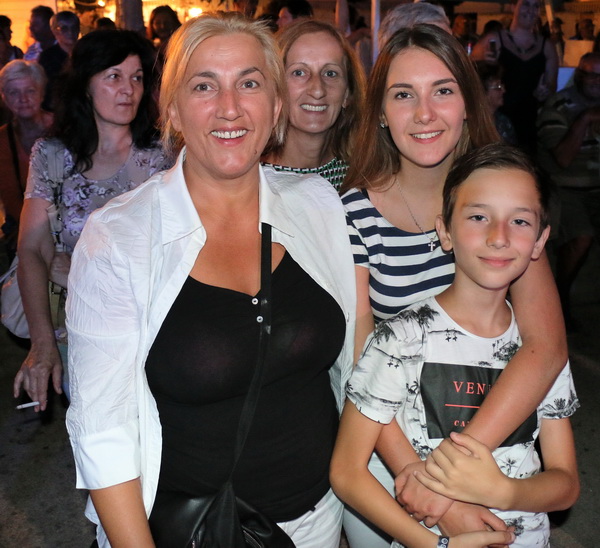 Jasmin Stavros na Viru