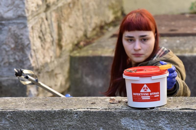 Članovi i volonteri Udruge apstinenata za pomoć pri resocijalizaciji Porat proveli su u akciju čišćenja infektivnog otpada