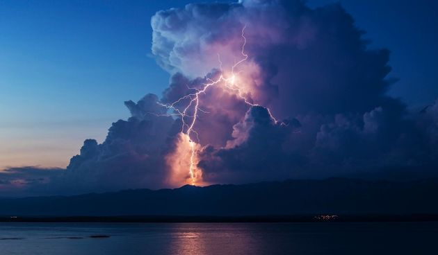 Izolirani kumulonimbus iznad Privlake