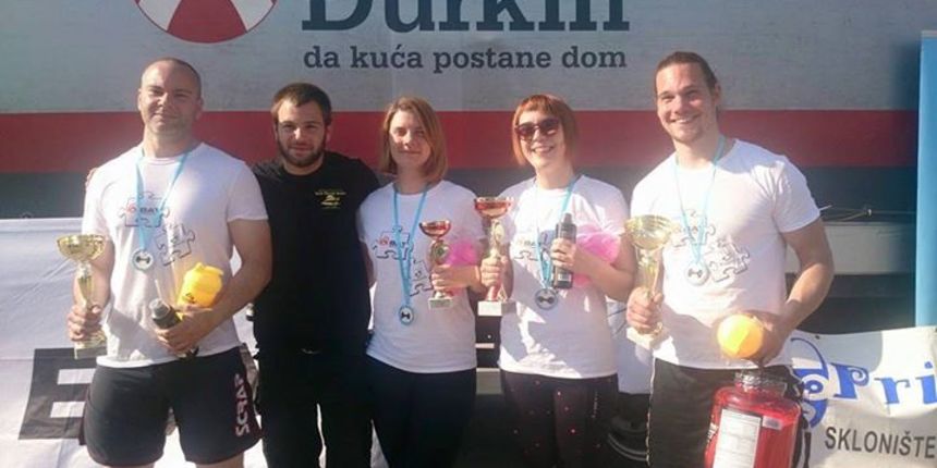 Zadrani odlični na prvenstvu Hrvatske u vuči kamiona, foto: Facebook Zadrani odlični na prvenstvu Hrvatske u vuči kamiona, foto: Facebook