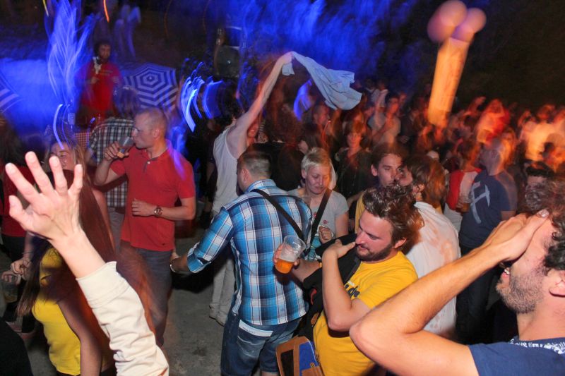 Projekcijom i tulumom otvoren 5. Festival mediteranskog filma u Splitu, Foto: Goran Leš Projekcijom i tulumom otvoren 5. Festival mediteranskog filma u Splitu, Foto: Goran Leš