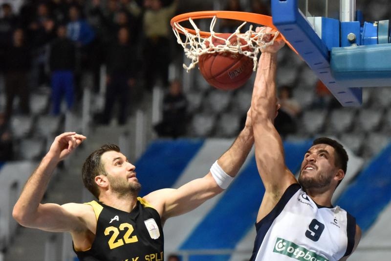 SC Višnjik, 4. kolo HKS A1 lige: KK Zadar – KK Split. 84-89. Photo: Dino Stanin/PIXSELL SC Višnjik, 4. kolo HKS A1 lige: KK Zadar – KK Split. 84-89. Photo: Dino Stanin/PIXSELL