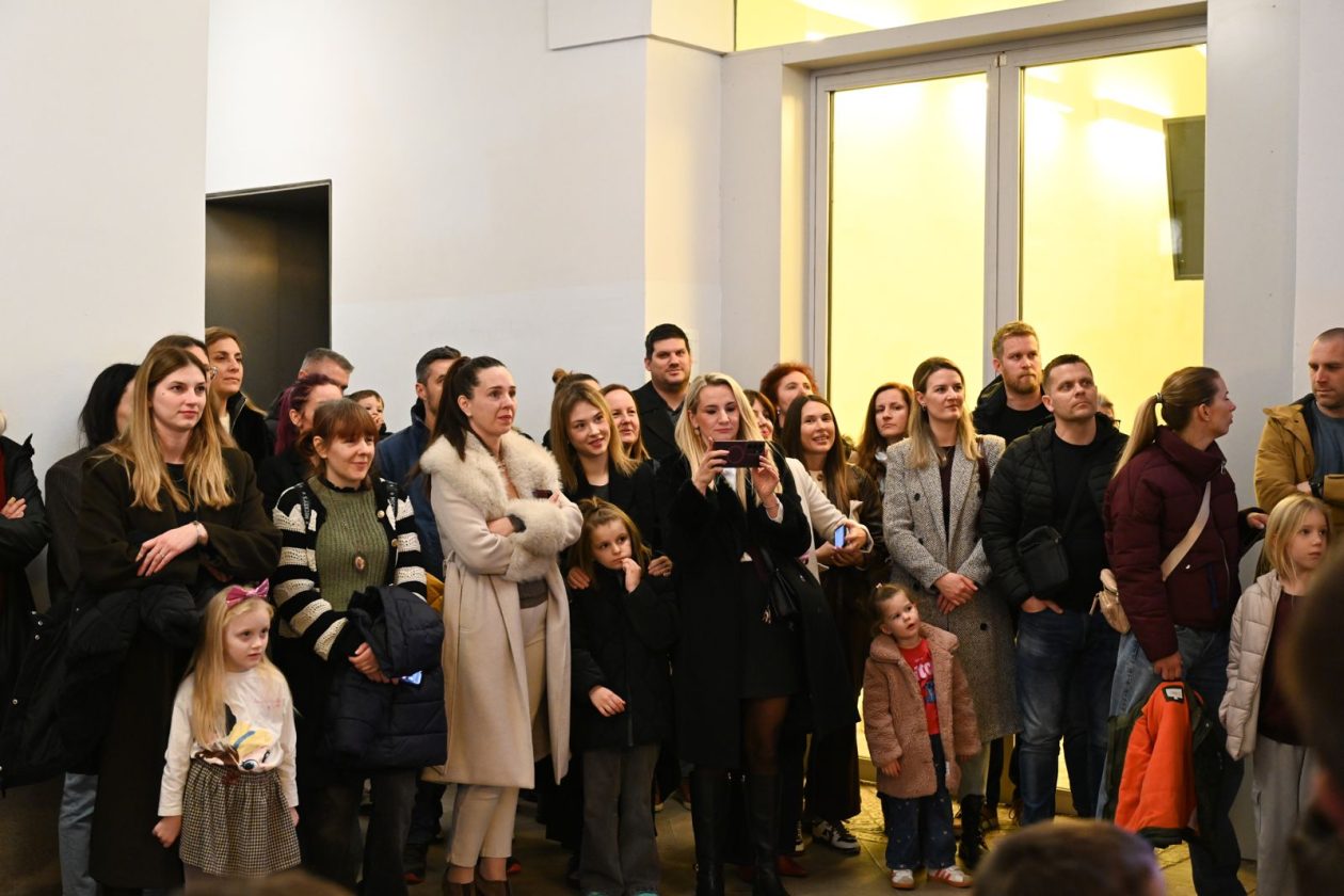 631700737_2015936815902651_5055277285347943047_n 631700737_2015936815902651_5055277285347943047_n