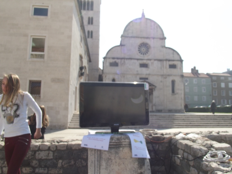 Promatranje pomrčine Sunca na Forumu Promatranje pomrčine Sunca na Forumu