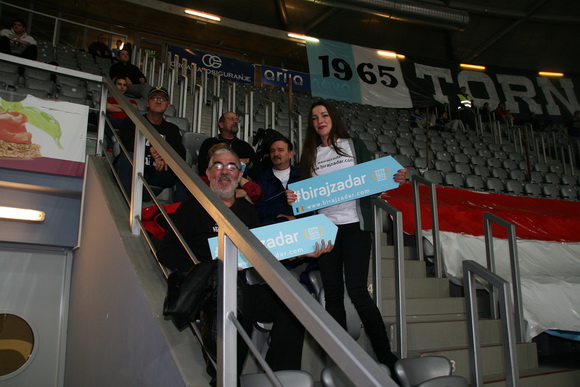 Košarkaši i navijači KK Zadar podržali akciju #birajzadar Košarkaši i navijači KK Zadar podržali akciju #birajzadar