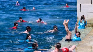 Zadarski maturanti obilježili kraj škole na rivi