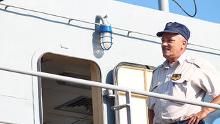 Polazak ratnog broda HRM-a sa zadarske rive (foto:Saša Čuka)