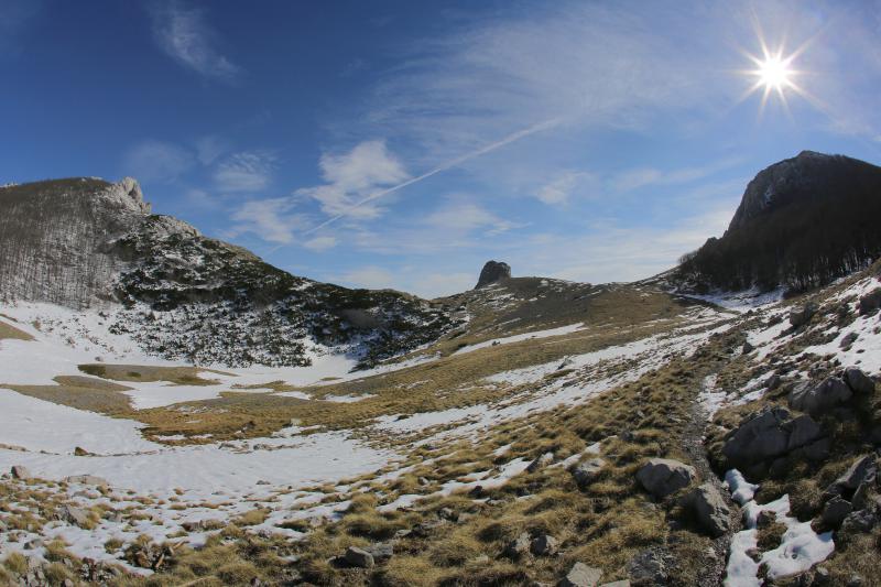 16.03.2014., Juzni Velebit – Topljenje snijega na Juznom Velebitu i procvjetani prvi planinski cvjetovi u ranom proljecu najavljuju skorasnje toplije vrijeme. Photo: Filip Brala/PIXSELL Autor Filip Brala/PIXSELL Ključne riječi rekreacija, planina, pro 16.03.2014., Juzni Velebit – Topljenje snijega na Juznom Velebitu i procvjetani prvi planinski cvjetovi u ranom proljecu najavljuju skorasnje toplije vrijeme. Photo: Filip Brala/PIXSELL Autor Filip Brala/PIXSELL Ključne riječi rekreacija, planina, pro