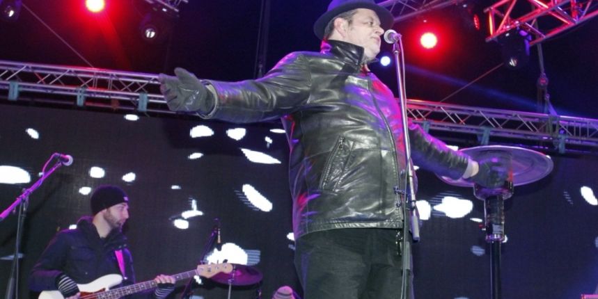 Split-Riva Do�ek nove godine na Splitskoj Rivi. Nastup Marijana Bana i Diktatora snimio:TIno Juric Autor Tino Juric/PIXSELL Ključne riječi 2015, nova godina, slavlje, proslava, Doček Split-Riva Do�ek nove godine na Splitskoj Rivi. Nastup Marijana Bana i Diktatora snimio:TIno Juric Autor Tino Juric/PIXSELL Ključne riječi 2015, nova godina, slavlje, proslava, Doček