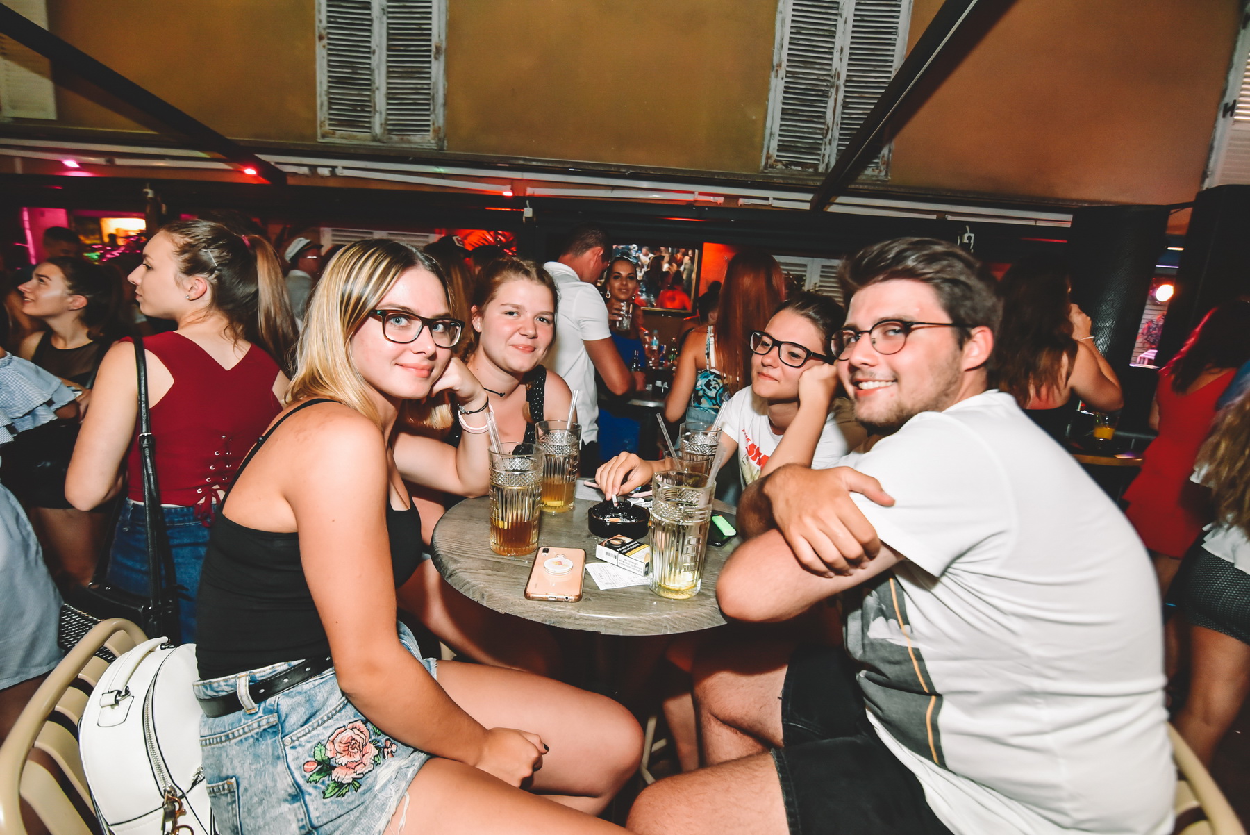 Colonia @ Caffe bar Kult