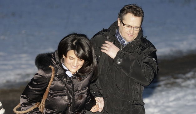 Zagreb, 090210.
Ulica Dr Luje Naletilica, zatvor u Remetincu.
Nakon tri mjeseca pritvora danas su pusteni direktori HAC-a Jurica Prskalo, Marijo Lovrincevic, Goran Legac i Zeljko Kandzija dok je u pritvoru ostao samo Slaven Zuzul suvlasnik firme Skladgrad