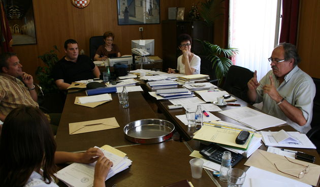 Image 1201997 (auto)