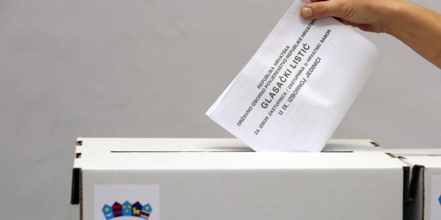 Parlamentarni izbori 2016. Kutije i glasački listići. Photo: Dusko Jaramaz/PIXSELL