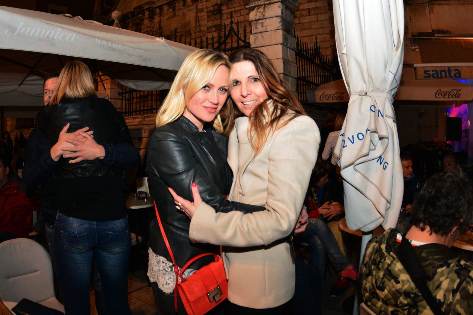 FIMBA After party na Narodnom trgu uz bend Songbusters FIMBA After party na Narodnom trgu uz bend Songbusters