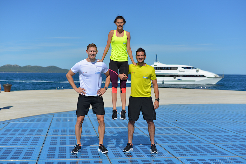 Stotinu vježbača na jutarnjem treningu Aktivne Hrvatske pozdravilo sunce Stotinu vježbača na jutarnjem treningu Aktivne Hrvatske pozdravilo sunce