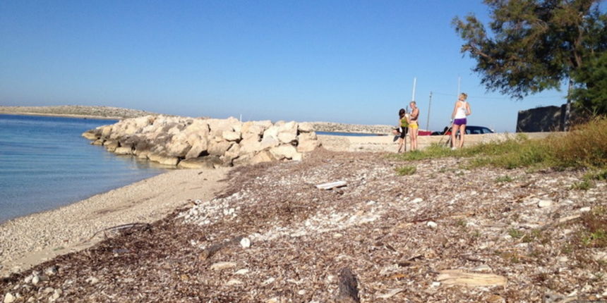 Premuda: Akcija čišćenja plaže “Zad crikve”, Foto: Ivana, Eva, Mia i Lea
