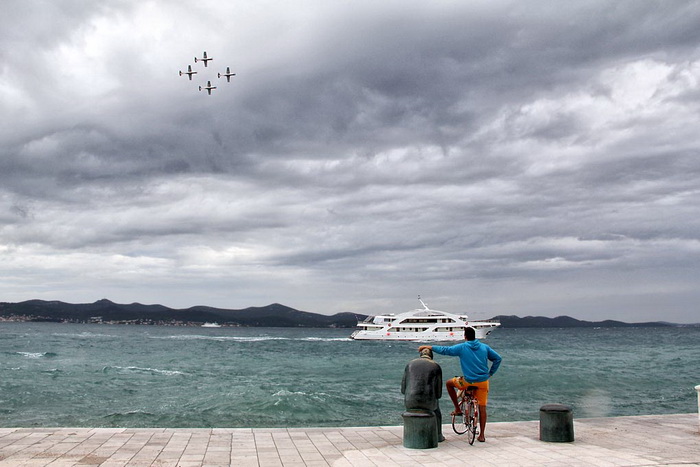Krila oluje nad zadarskom rivom 11. listopada 2013. Foto: Iva Perinčić Krila oluje nad zadarskom rivom 11. listopada 2013. Foto: Iva Perinčić