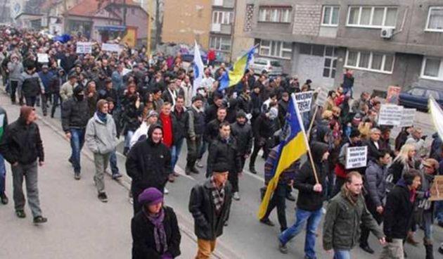 Tuzla, neredi, foto: www.zvornikdanas.com