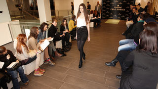 Cro a Porter casting