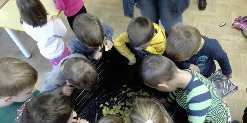 Zeleni vrtić, ciciban, djeca Zeleni vrtić, ciciban, djeca