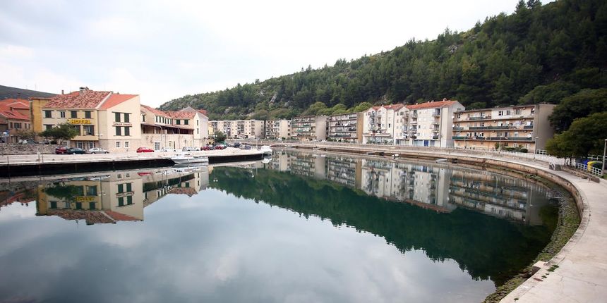 Grad Obrovac na Zrmanji