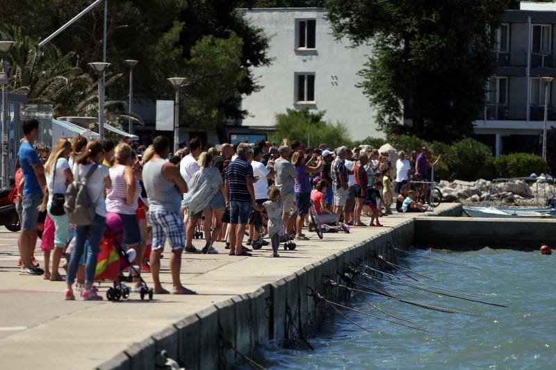 Novalja: Hidroavion sve popularniji način prijevoza između otoka i kopna