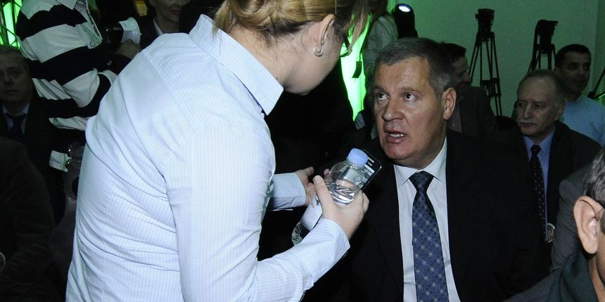 Image 877077 (auto) Image 877077 (auto)