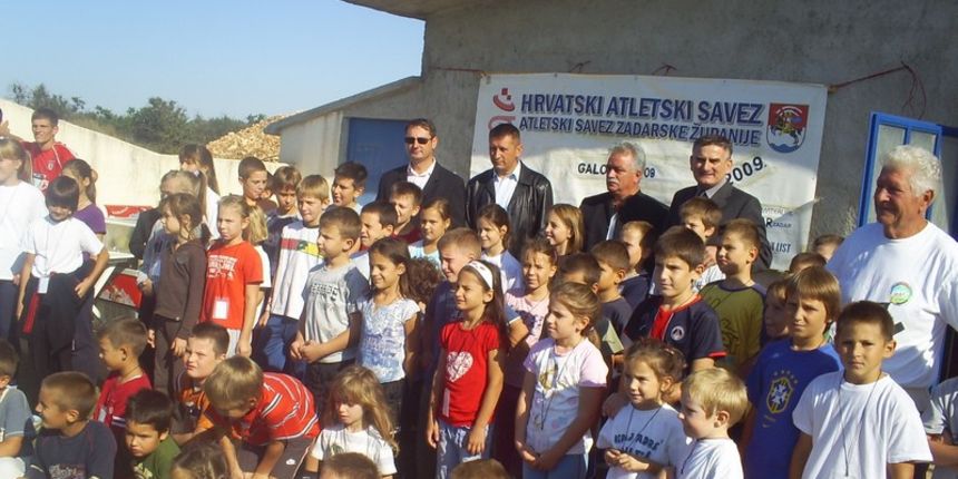 Atletska utrka u Galovcu, 3. listopada 2009. (Foto: Mirta Krupić) Atletska utrka u Galovcu, 3. listopada 2009. (Foto: Mirta Krupić)