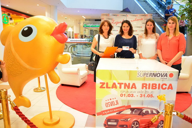 Supernova: Nogometno ludilo i izvlačenje dobitnika automobila Audi A1 Supernova: Nogometno ludilo i izvlačenje dobitnika automobila Audi A1