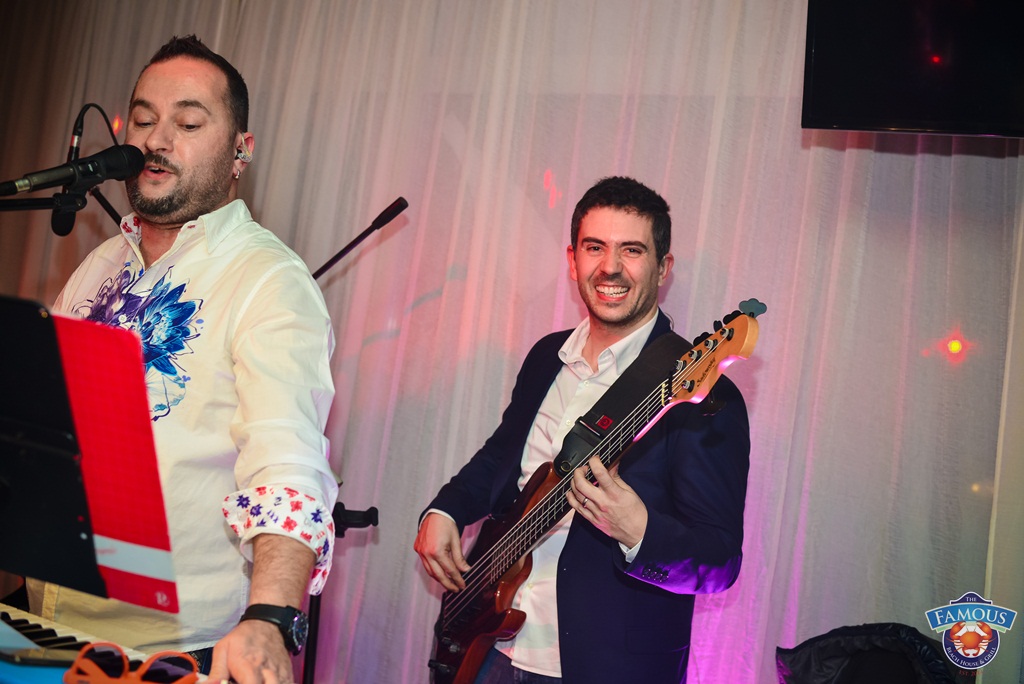 U Famous beach and grill baru Rockatansky bend proslavio je 20 godina djelovanja U Famous beach and grill baru Rockatansky bend proslavio je 20 godina djelovanja