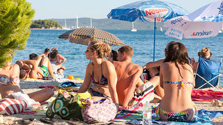 Odbojkaški turnir i pjena party u Bibnjama, foto: Leo Banić